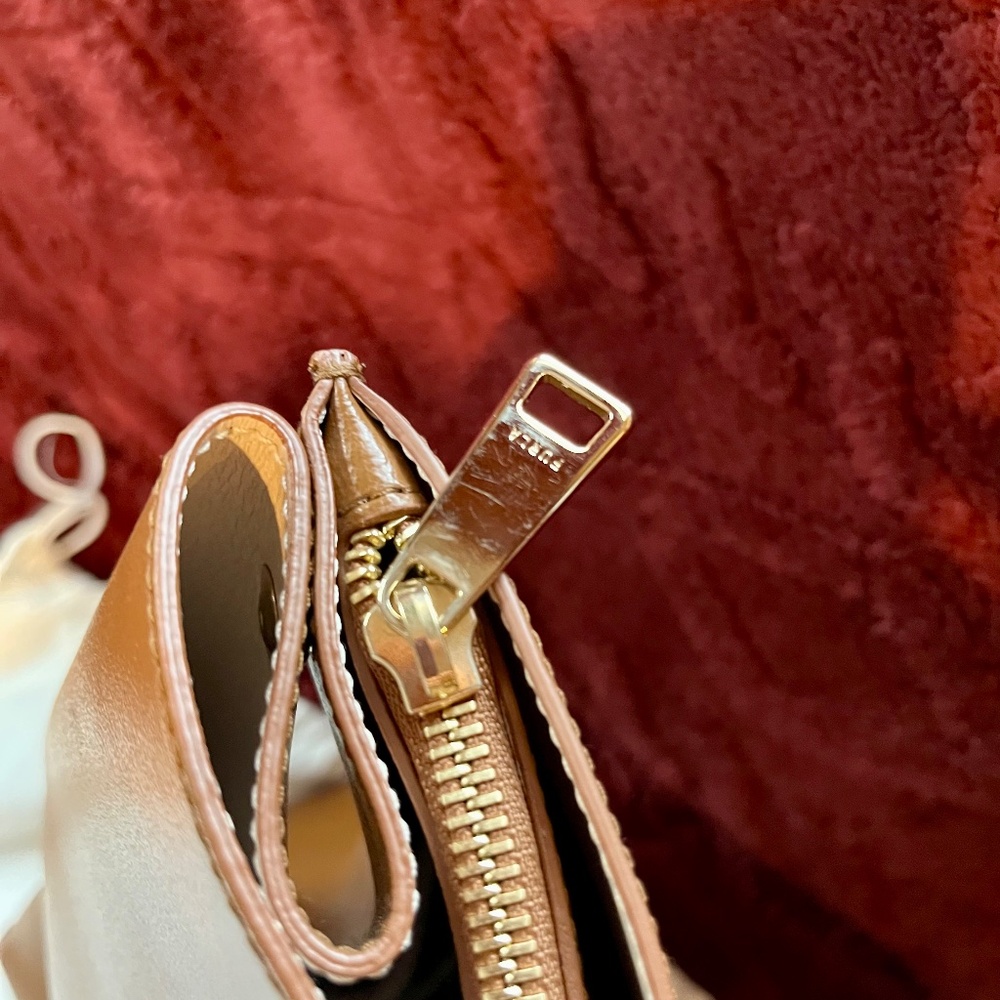 Authentic Furla Sofia Solid-Hued Large Leather To… - image 4